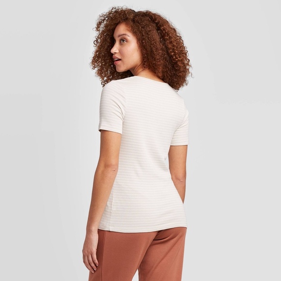 Striped Slim Fit Short Sleeve V-Neck Fitted Shirt - Picture 3 of 4